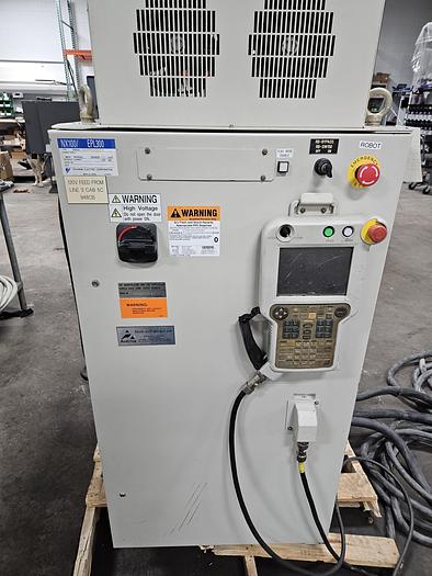 Used Yaskawa Motoman EPL300 Palletizing Robot with NX100 Controller