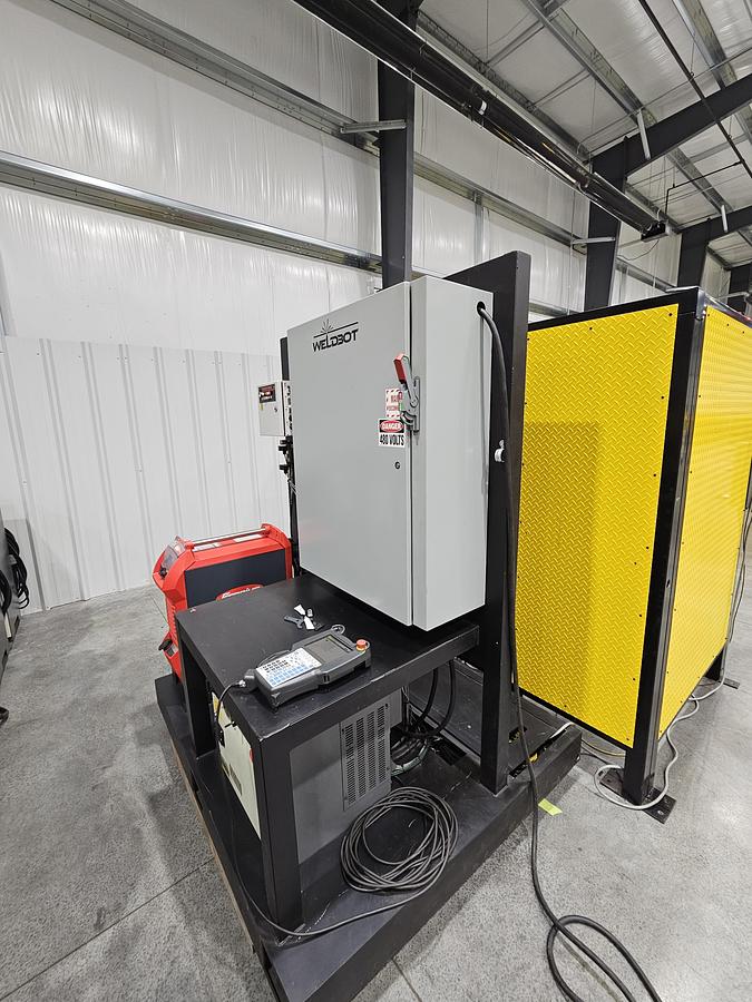 Used FANUC Robotic Welding Cell W/ FANUC 120ic/R-30ib Tracks and Safety