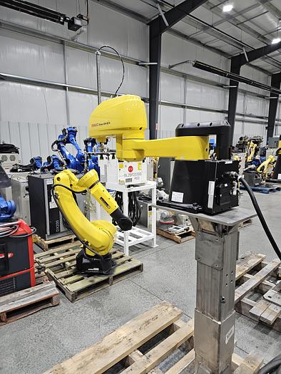 Used Fanuc SR-12ia Industrial SCARA Robot With R-30ib Plus Controller - Unused