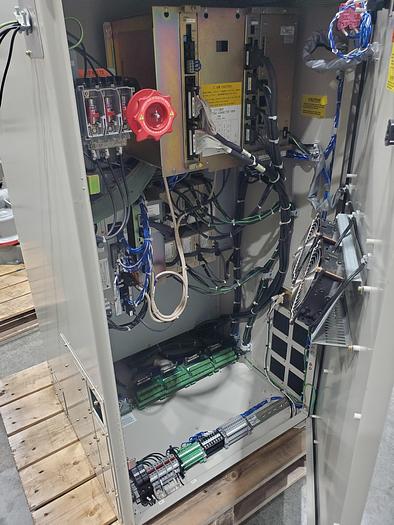 Used Yaskawa Motoman HP5 Industrial Robot With NX100 Controller