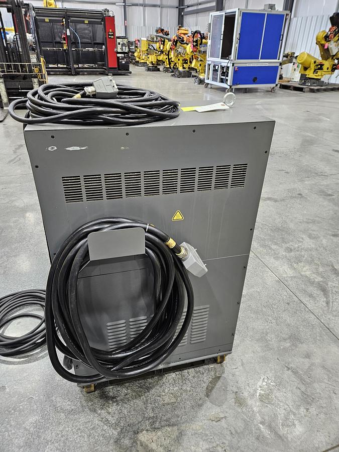 Used FANUC M-710ic/70 Industrial Robot With R-30ia Controller