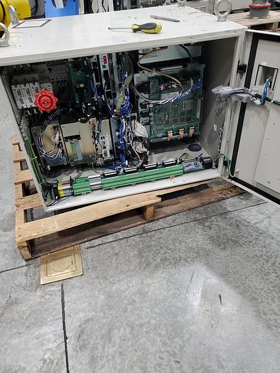 Used Yaskawa Motoman MH5 Industrial Robot With DX100 Controller