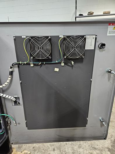 Used Yaskawa Motoman MH80 With DX100 Controller