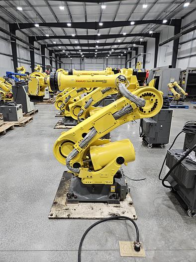 Used Fanuc R-2000ic/210F Industrial Robot With R-30ib Controller