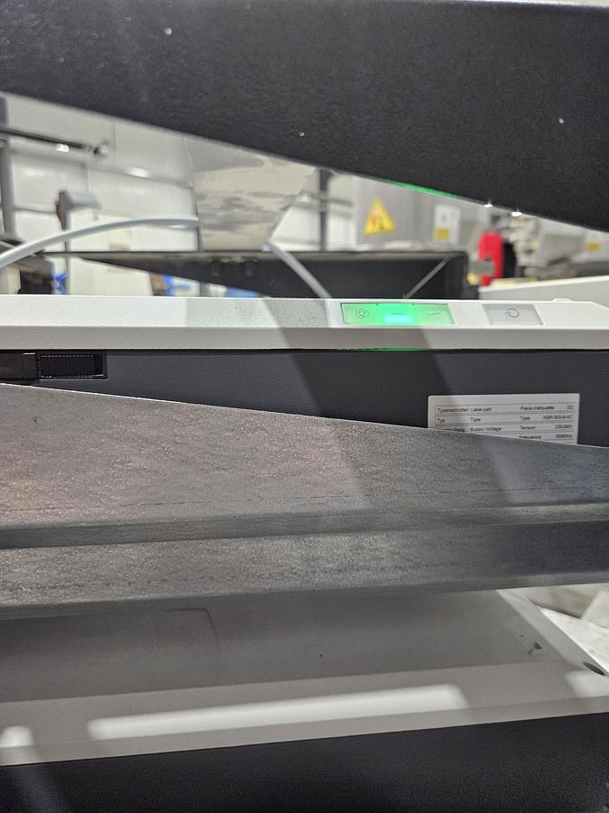 Used KUKA KR10 R1100-2HO Food Grade Industrial Robot With KRC5 Micro Controller