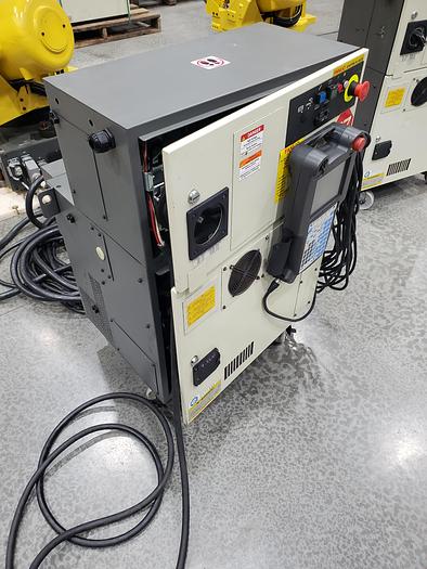 Used Fanuc R-2000ic/210F Industrial Robot With R-30ib Controller