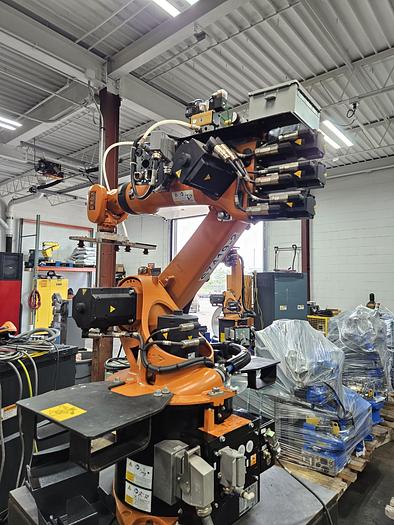 Used KUKA KR16-2 Industrial Robot With KRC4 Controller