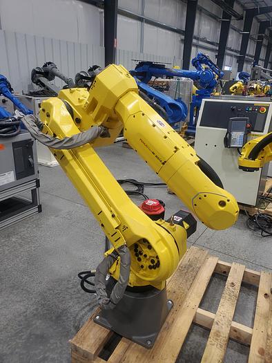 Used FANUC Arcmate 120ic Industrial Robot With R-30ia Controller - Low Hours