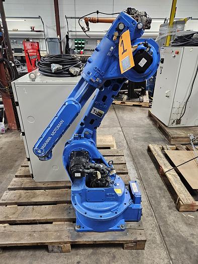 Used 2011 Yaskawa Motoman HP20D Industrial Robot With DX100 Controller