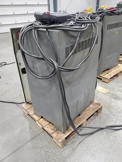 Used FANUC Arcmate 120ic Industrial Robot With R-30ia Controller