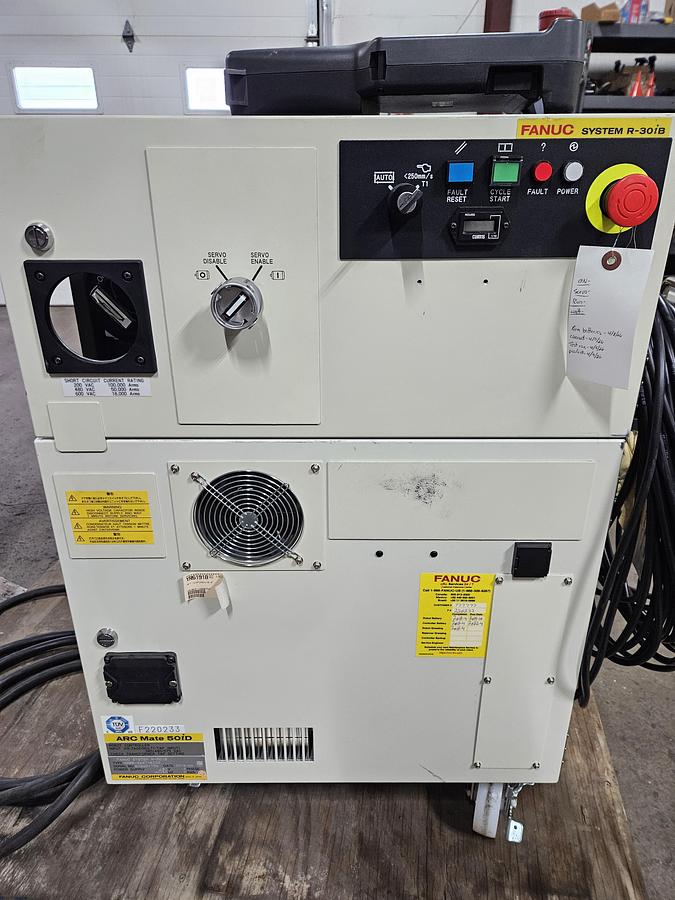 Used Fanuc LR Mate 200iD/7L Industrial Robot With R-30ib Controller