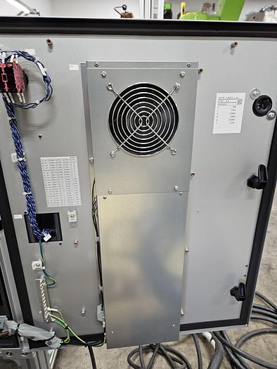 Used Yaskawa Motoman MH180 Industrial Robot With DX200 Controller