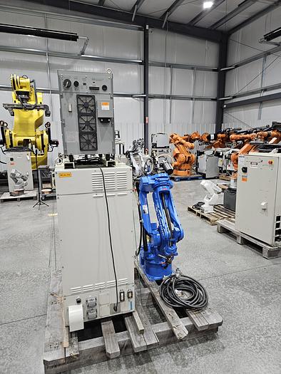 Used Yaskawa MA1400 Industrial Welding Robot with DX100 Controller and Motoweld RL350