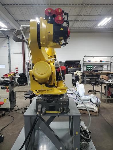 Used Fanuc R-2000ib/165F Industrial Robot With R-30ia Controller
