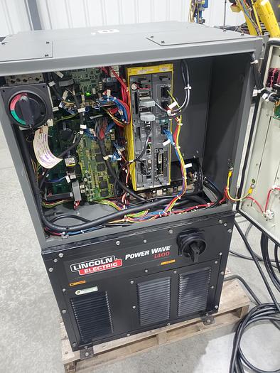 Used Fanuc Arcmate 100ic Industrial Welding Robot With Lincoln PW and Dual Head