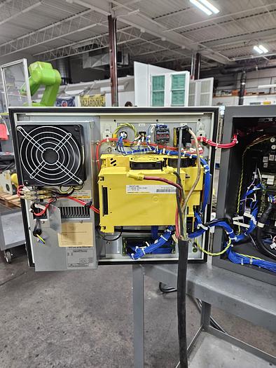 Used Fanuc LR Mate 200ic Industrial Robot With R-30ia Controller