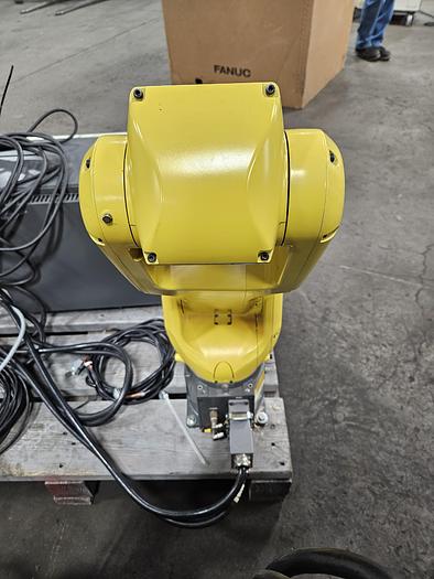 Used 2016 Fanuc LR Mate 200iD/7L Industrial Robot W R-30ib Controller - Very Low Hours