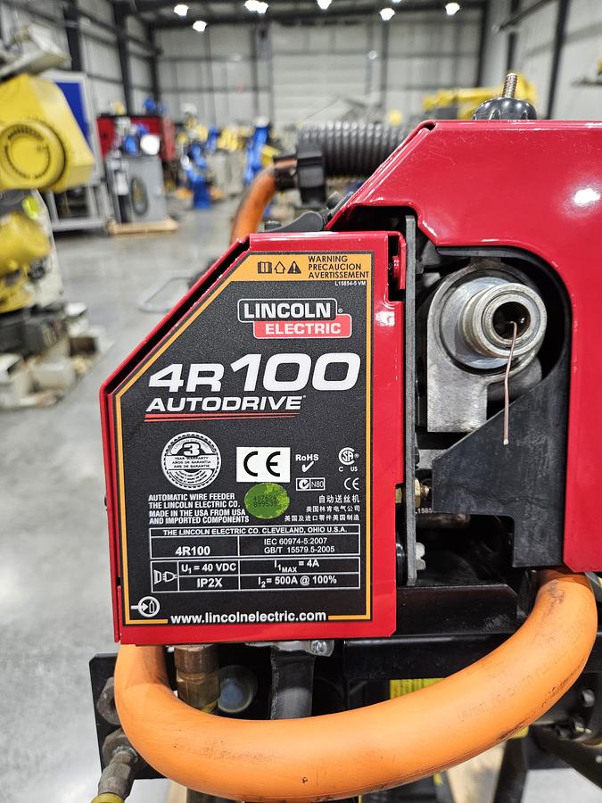 Used Fanuc Arcmate 100ic Industrial Robot With R-30ib Controller and Lincoln Powerwave i400