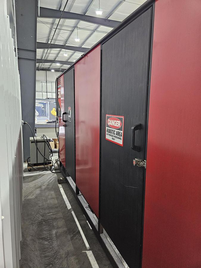 Used Complete Lincoln System 50 Robotic Welding Cell W/ FANUC 100ibe/R-30ia Dual HS and Safety