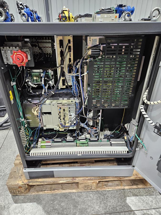 Used Yaskawa Motoman MH50 Industrial Robot With DX100 Controller