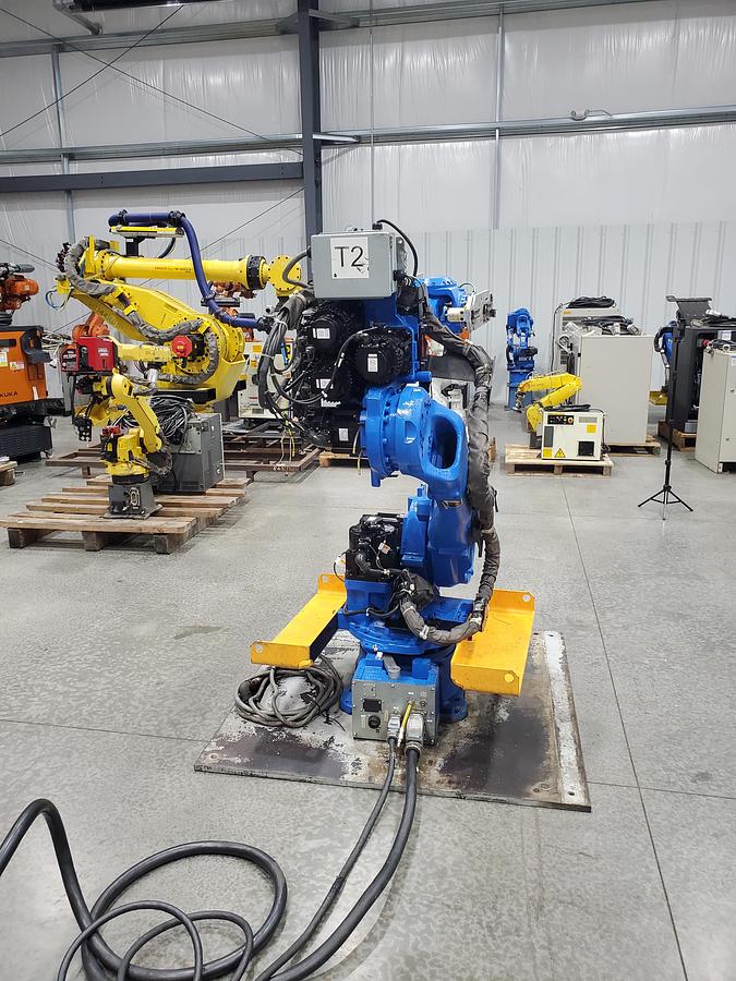 Used Yaskawa Motoman MH50-II Industrial Robot With DX200 controller