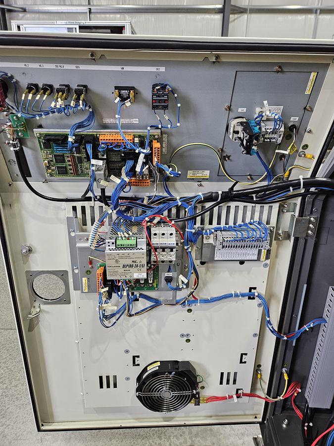 Used Fanuc R-2000ib/125L Industrial Robot With R-30ia Controller