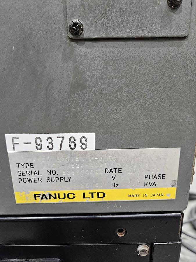 Used Fanuc Arcmate 100ic Industrial Robot With R-30ia Controller and Lincoln Powerwave i400