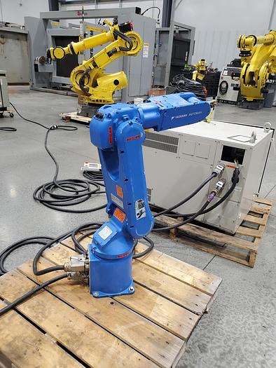 Used Yaskawa Motoman MH5 Industrial Robot With DX100 Controller