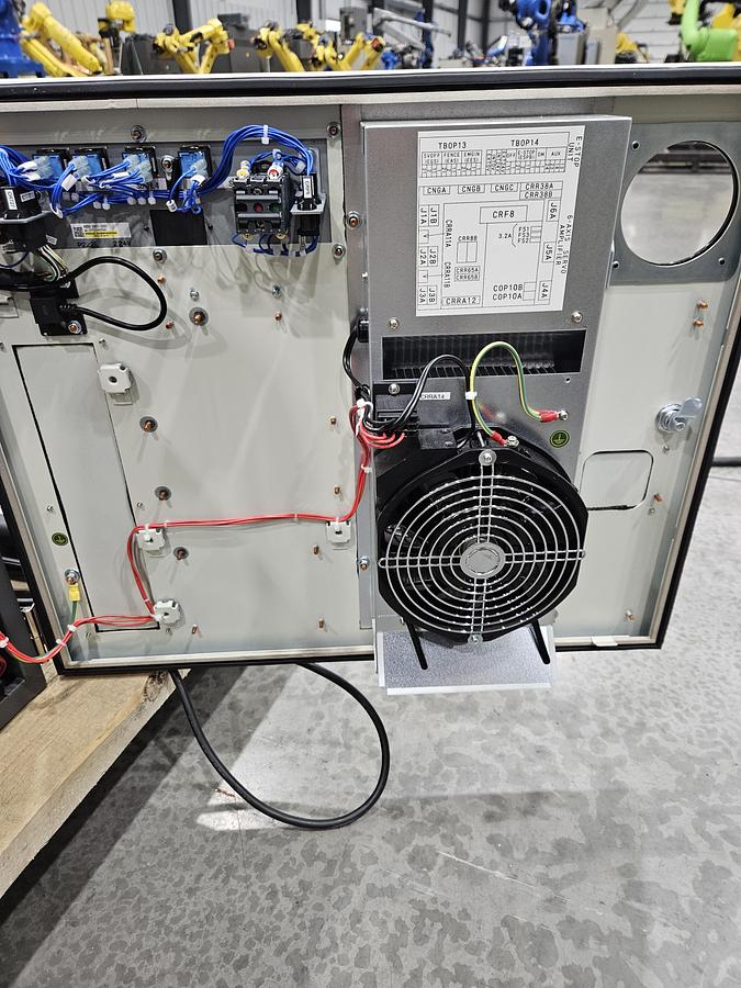 Refurbished Fanuc M-20id/25 (Arcmate 120id) Industrial Robot With R-30ib Plus Controller