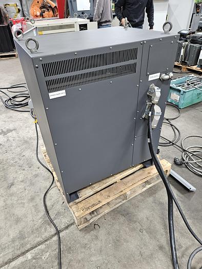 Used Yaskawa Motoman MH80 With DX100 Controller