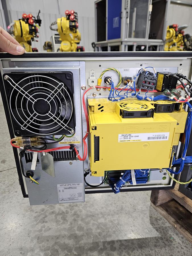 Used Fanuc LR Mate 200ic Industrial Robot With R-30ia Controller