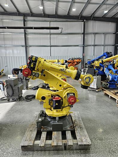 Used Fanuc R-2000ic/210F Industrial Robot With R-30ib Controller