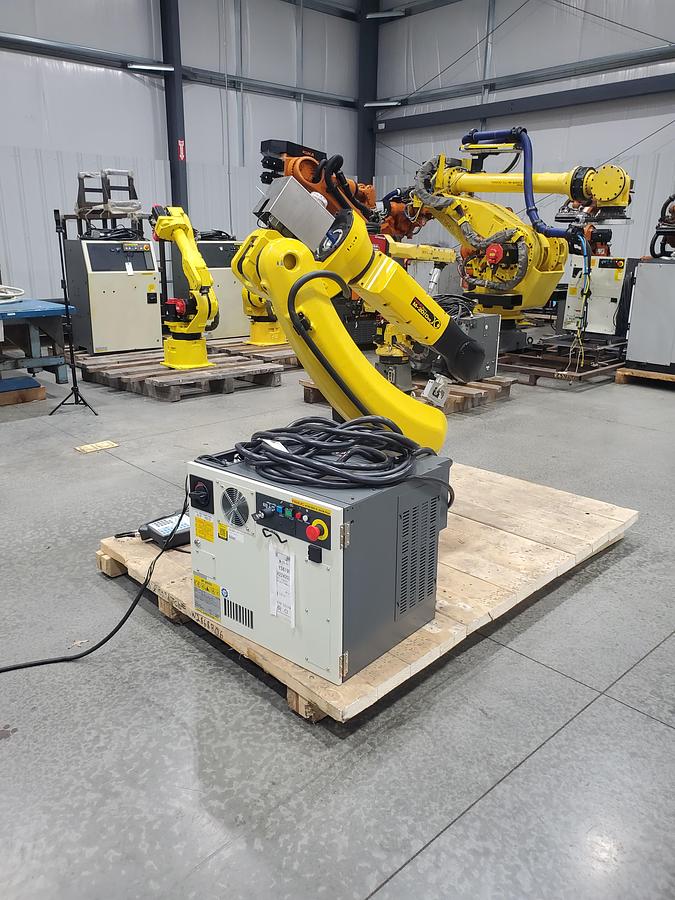 Refurbished Fanuc M-20id/25 (Arcmate 120id) Industrial Robot With R-30ib Plus Controller