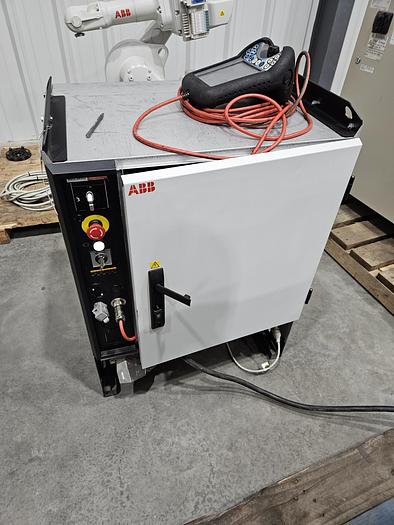 Used ABB IRB 1600-6/1.2 Industrial Robot With IRC5 Controller