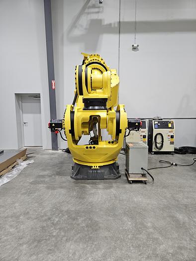 Used Fanuc M-2000ia/900L Industrial Robot With R-30ia Controller