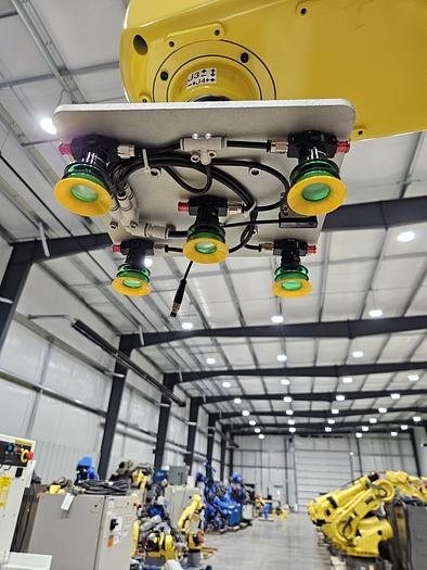 Used Fanuc SR-12ia Industrial SCARA Robot With R-30ib Plus Controller - Unused