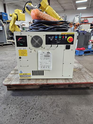 Used 2015 Fanuc M-10ia/12 With R-30ib Controller - F161870