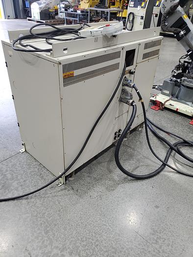 Used Yaskawa Motoman MH50 Industrial Robot With DX100 Controller