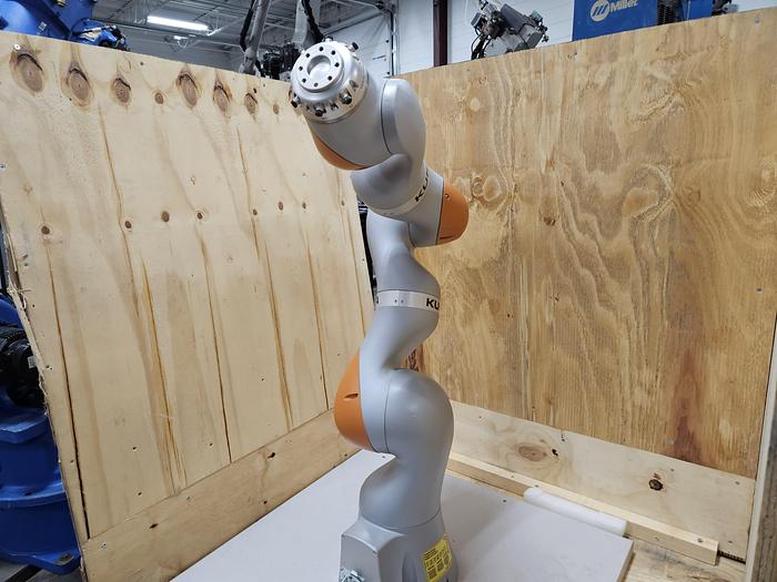 Used KUKA LBR iiwa 14 R820 Industrial Cobot with KRC4 Sunrise Controller
