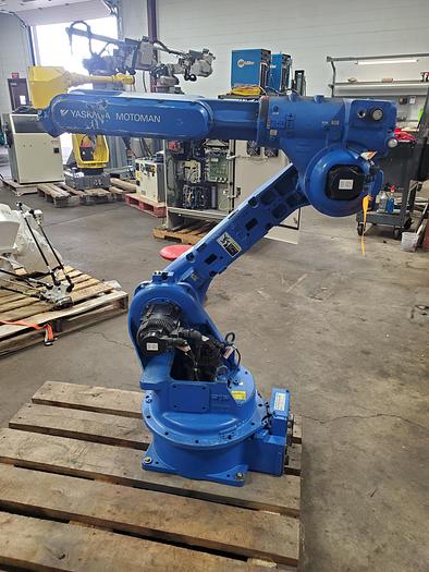 Used 2011 Yaskawa Motoman HP20D Industrial Robot With DX100 Controller