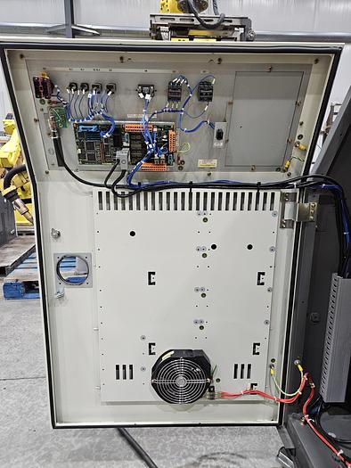 Used Fanuc M-900ia/260L Industrial Robot With R-30ia Controller