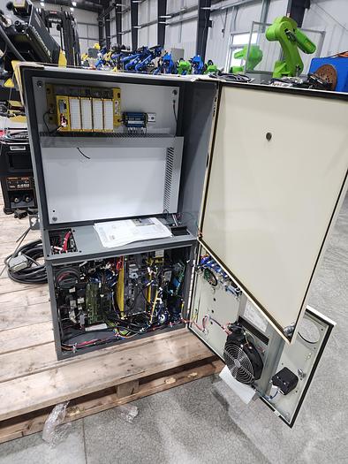 Used FANUC Arcmate 120ic/10L Industrial Robot With R-30ib Controller and Headstock - Very Low Hours