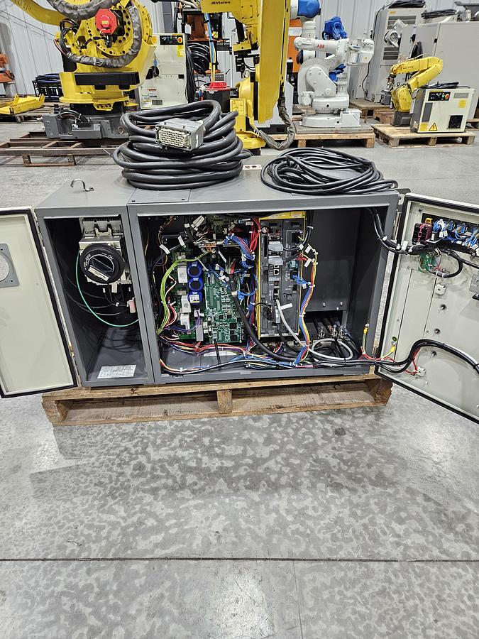 Used Fanuc M-20ia Industrial Robot with R-30ib Controller