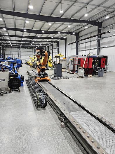 Used KUKA KR210 R2700 Prime Industrial Robot With 40 Foot KUKA Track