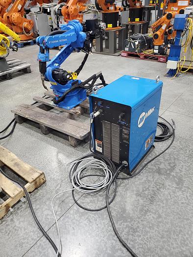 Used Yaskawa MA1400 Industrial Welding Robot with DX100 Controller and Miller Auto Axcess 450