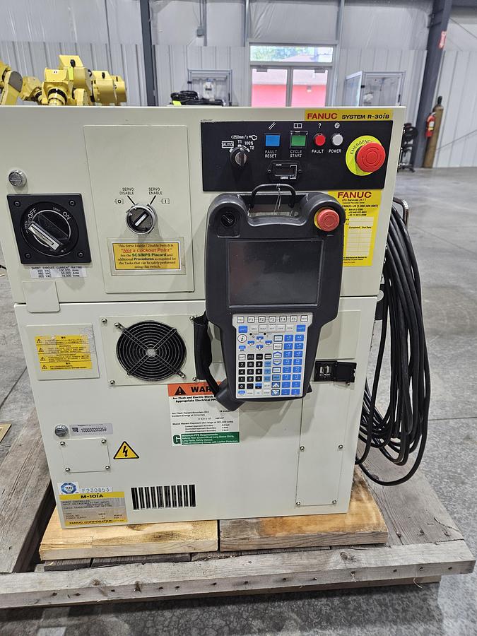 Used Fanuc M-10ia/12 Industrial Robot With R-30ib Controller