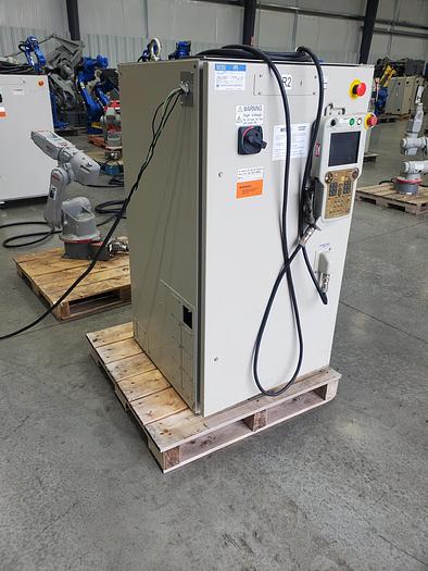 Used Yaskawa Motoman HP5 Industrial Robot With NX100 Controller