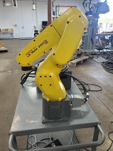 Used 2014 Fanuc LR Mate 200iD/7H