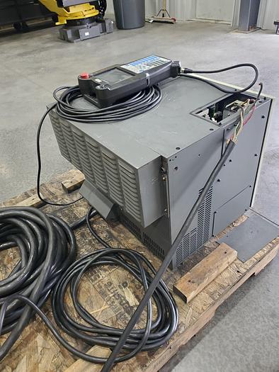 Used Fanuc R-2000ib/165F Industrial Robot With R-30ib Controller
