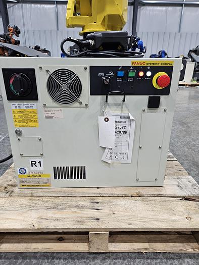 Used Fanuc M-710ic/70 with R30ib Plus controller and 2 vision cameras